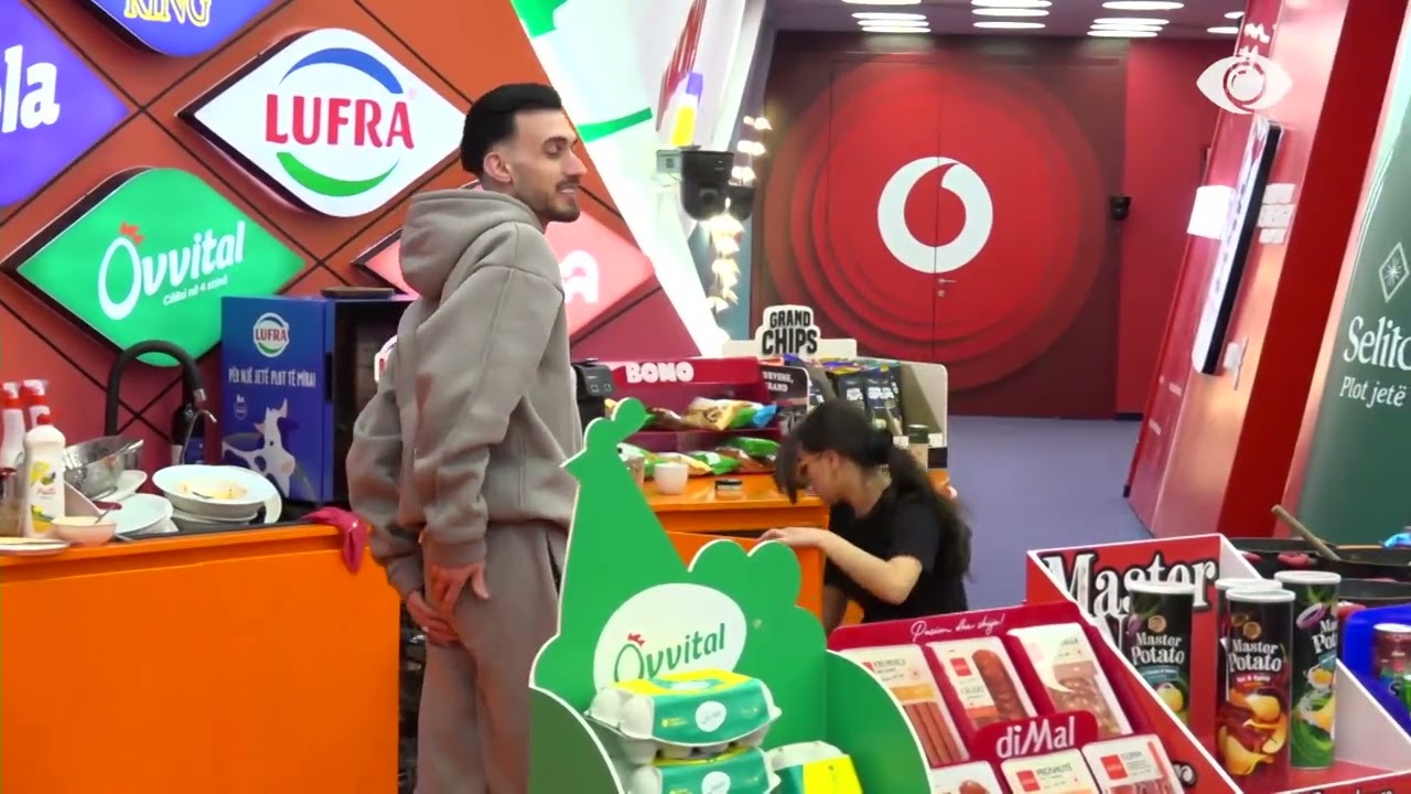 Jam Artan Kola, kam 30 vite karrierë/ Artan debaton me Kristin