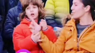 Download lagu Tata voli da gleda gole zene.. Izvini tata.. mp3