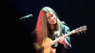Melissa Horn - Falla fritt (live @ Cirkus, 27 nov 2011)