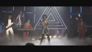 Beverley Knight Feat. Chipmunk - IN YOUR SHOES (Official Video)