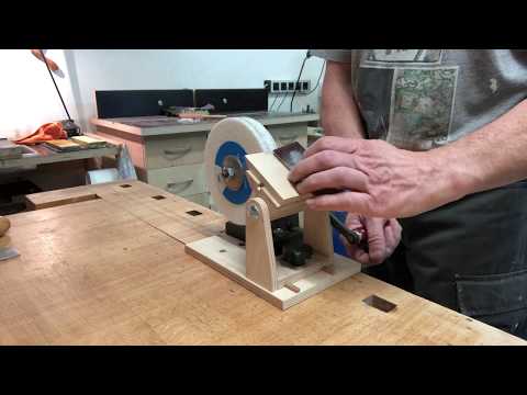 HAND CRANKED Grinder