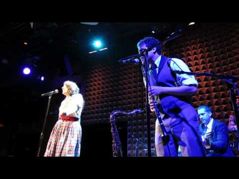 Tatiana Eva-Marie & Avalon Jazz Band - Je suis Swing (Johnny Hess)