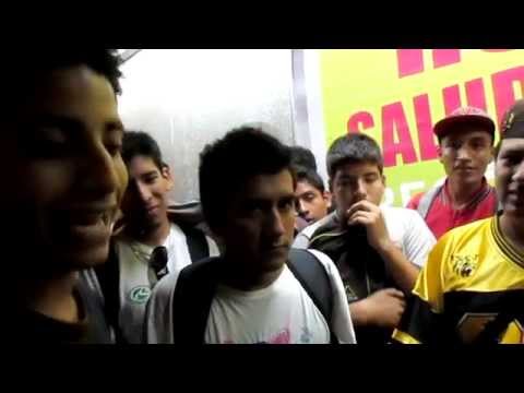 César (Stroke) vs Jethro (Logic20) - 1000 Maneras de Morir - Batallas Campo de Marte 2014