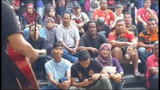 Download lagu milik siapakah gadis ini-Sentuhan buskers cover sudirman mp3 Download lagu milik siapakah gadis ini-Sentuhan buskers cover sudirman mp3