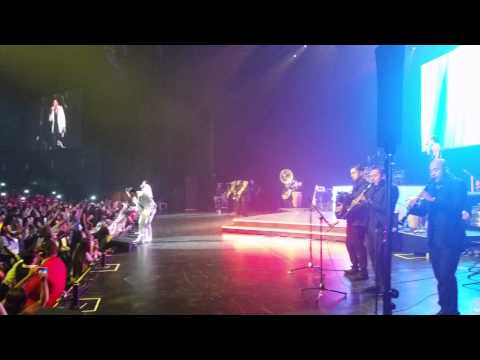 Prince  Royce Ft Roberto Tapia - Soy El Mismo band