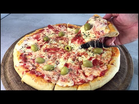 HOMEMADE PIZZA - EASY RECIPE