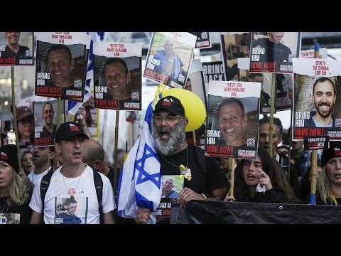 غضب في شوارع تل أبيب.. مظاهرات تطالب باستقالة بنيامين نتنياهو وانتقادات لكيفية إدارة الحرب على غزة