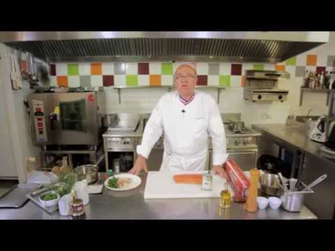 Pannequet de saumon mariné, brandade de morue, vinaigrette à l'huile d'olive par Serge Chenet