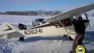 preview picture of video 'Plane Takes-Off I94 Windsor Exit Jan 7'
