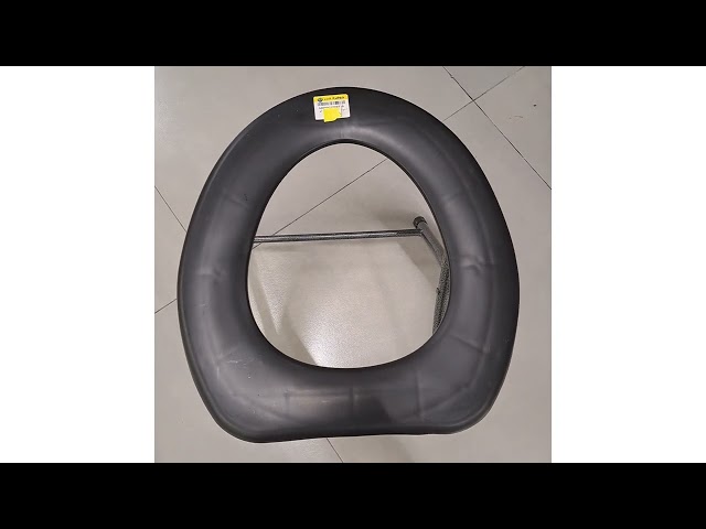 كرسي مرحاض اسود