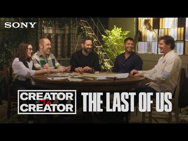 Titulný obrázok Youtube videa s názvom The Last of Us cast sit down with game and show creators | Creator to Creator [Part 1]