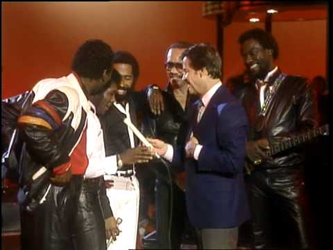Dick Clark Interviews The Commodores on American Bandstand 1984