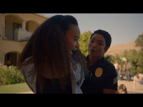 Athena arrested her daughter's bully! | #911