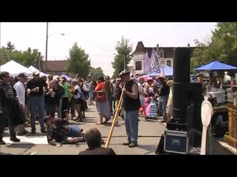 Sigmund Snopek III - Alpenhorn at Locust St. Fest