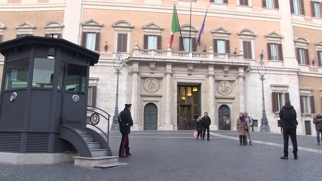 Il nuovo Governo secondo i romani Il nuovo Governo secondo i romani