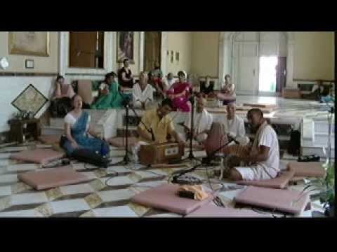 Sravanam Kirtan Italy 07 July 2012 (05)  Apramattha Das