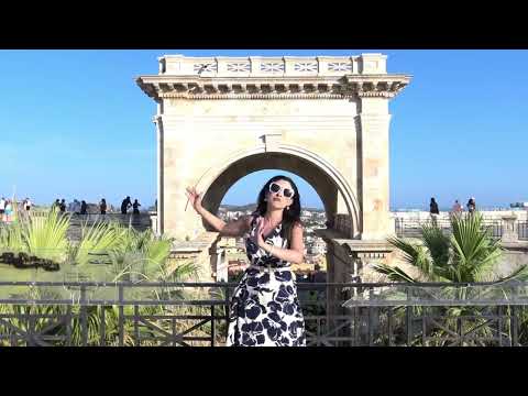 Discover Cagliari's Castello neighborhood with Veronica - Part 1