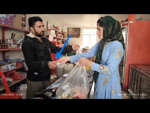 After divorcing Farshad, Jamileh became both a mother and the support of the family.