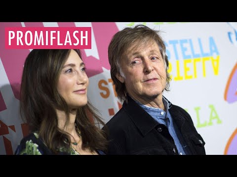 Video Thumbnail: Seltener Auftritt: Paul McCartney mit seiner Nancy bei Event