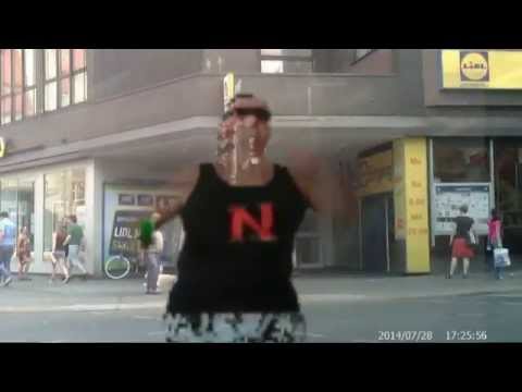 Wir latschen durch Neukölln