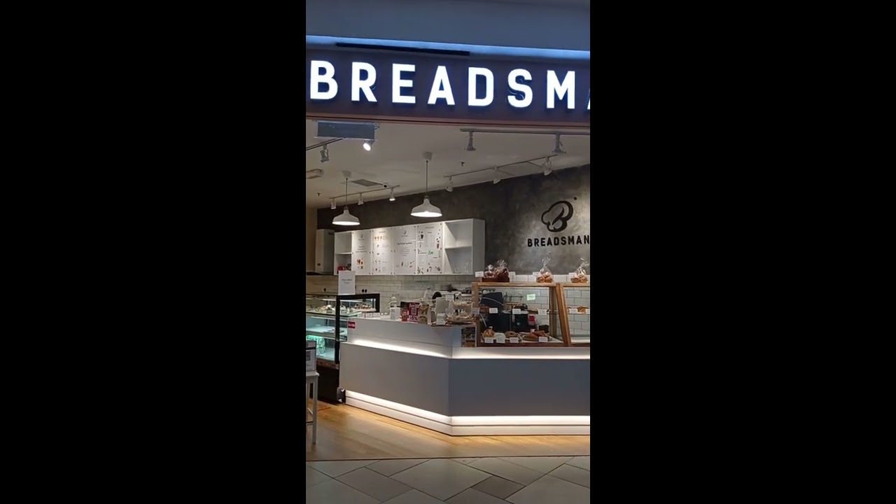 How is Breadsman Bakery in Kuching Viva City ? Malaysia Bakery