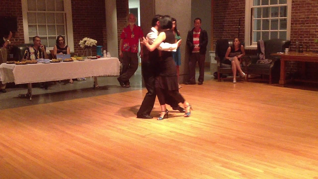 2012-9-15 Fernanda Ghi & Guillermo Merlo at Dartmouth dancing to "Derrotado"