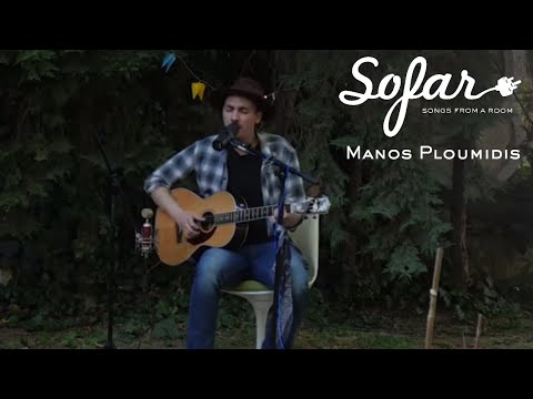 Manos Ploumidis - The Road | Sofar Athens, Greece