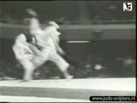 Judo Tokyo 1964 Aron Bogolubov (USSR) - Chung-Sam Park (KOR)
