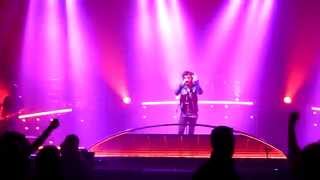 Indochine BCT2 kissing my song Amnéville 2 (12 octobre 2013)