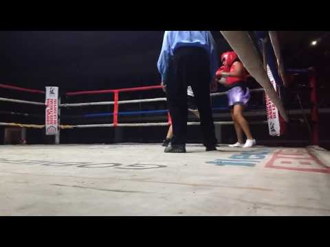 Boxeo en el día de la mujer en el club San Martín