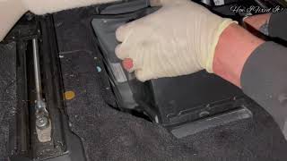 How To Battery Location And Replacement Jeep/2015 Jeep Grand Cherokee Battery Replacement Procedure