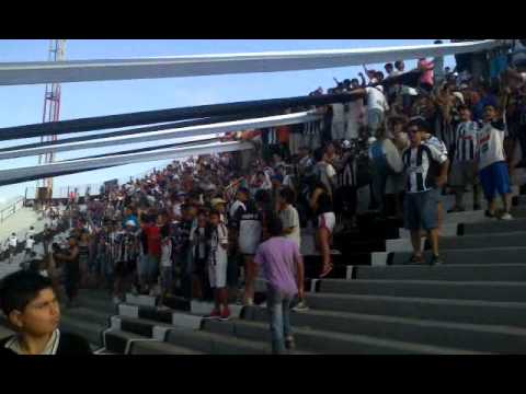 "Hinchada Chaco For Ever vs Gimnasia (trompetas)" Barra: Los Negritos &bull; Club: Chaco For Ever