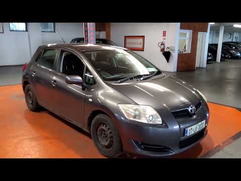 Toyota Auris 2007 - Image 2