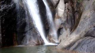 preview picture of video 'Cachoeira de Moxafongo - Santa Leopoldina - Espírito Santo'