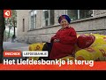 Liefdesbankje terug in centrum van Enschede: "Om te zoenen!"