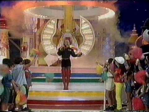 Xuxa cantando "Xuxa Park" - Xuxa Park 31/5/1997