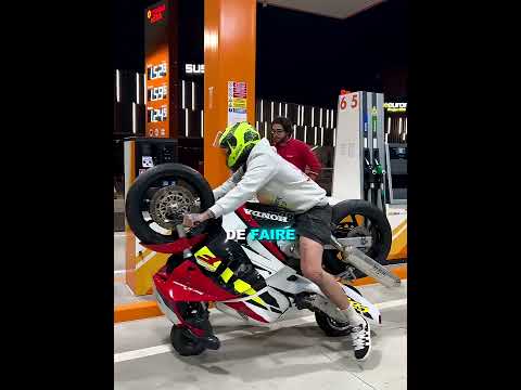 😲 La moto étrange de cet homme