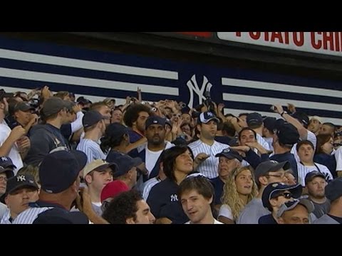 Final roll call at Yankee Stadium in 2008