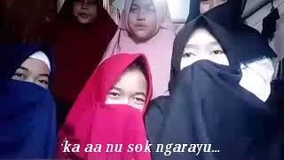 Download lagu Aduh aa neng rindu(Sholawat santriwati al'mathlubah) mp3