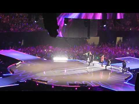 140809 KCON 2014 G-Dragon - MICHIGO (미치GO)