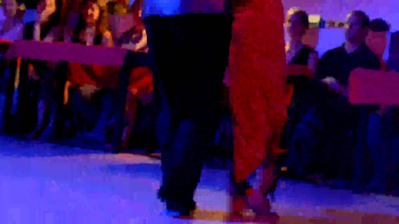 Paula Tejeda y Lucas Carrizo bailan "Temo" (Vals)