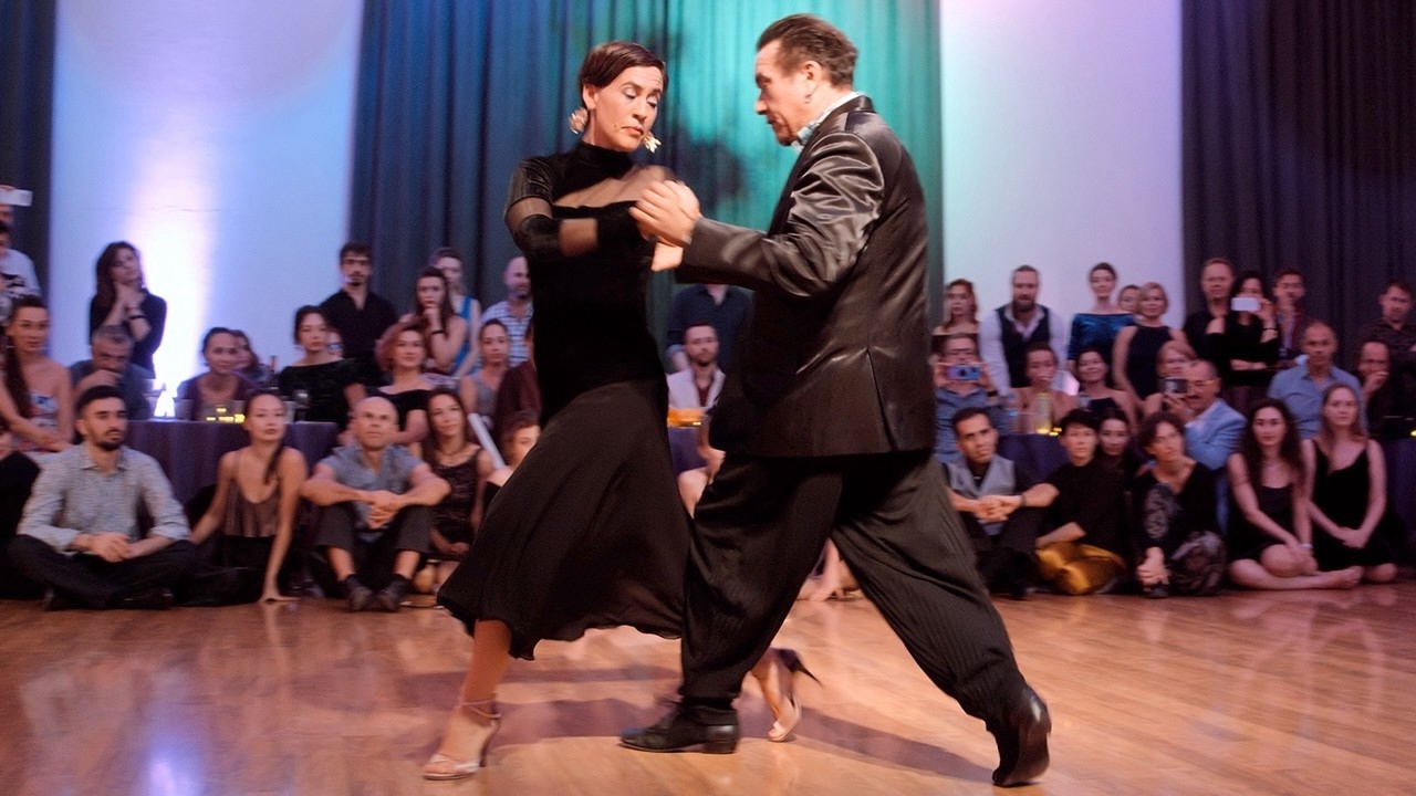 Juana Sepulveda and Chicho Frumboli – El flete