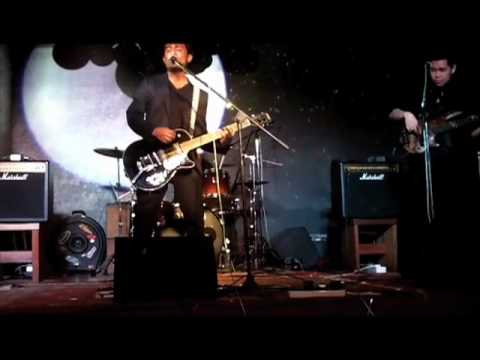 Paper Plane Pursuit - Forward (RRecords Night)