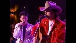 DWIGHT YOAKAM - &quot;Sin City&quot;  Live with kd Lang
