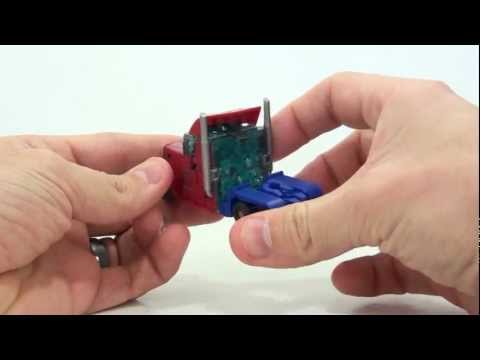 Video Review of the Transformers Prime Cyberverse: Optimus Prime