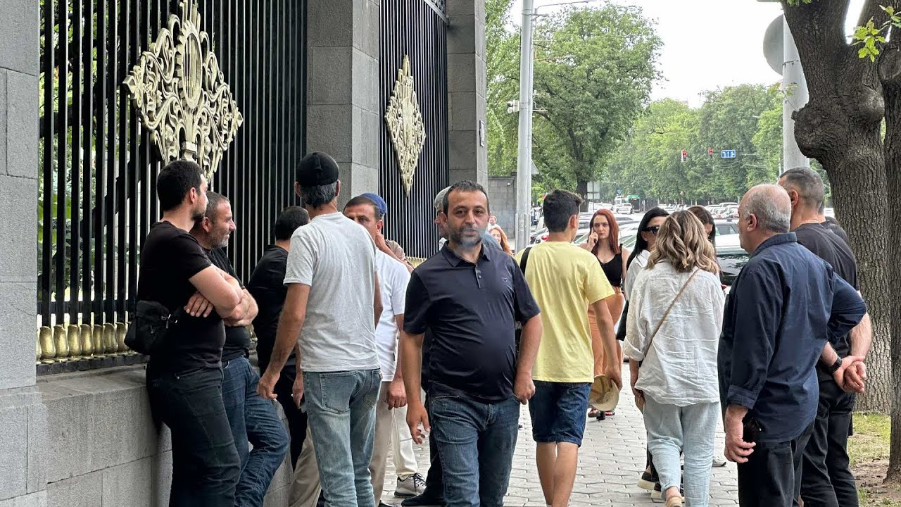 #Ուղիղ. Բողոքի ակցիա՝ ԱԺ-ի դիմաց