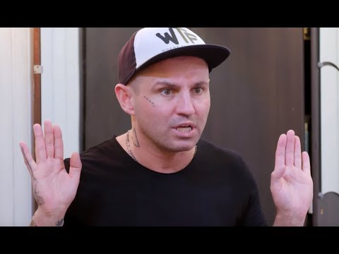 If Andrzej were a potential client, he would immediately run away from this salon [Harsh cut]