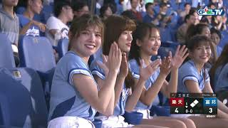 [分享] 余德龍兩次左外野守備