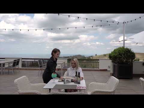 Castelnor - Terasa restaurantului