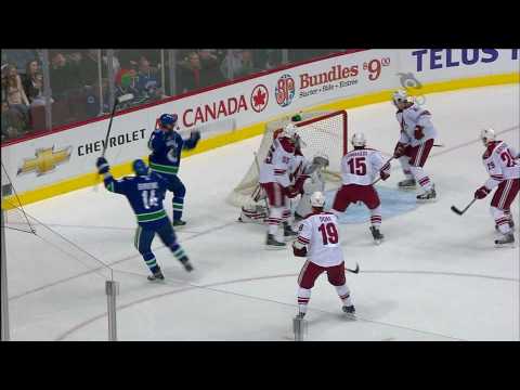 Canucks Vs Coyotes - Alex Burrows 1-0 Goal - 01.07.10 - HD